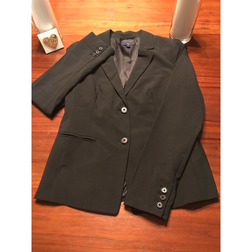 Classic Woman’s Black Blazer